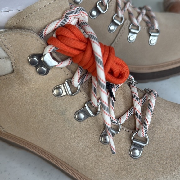 Sorel WOMEN'S HI-LINE HIKER BOOT Sz 8.5/Color Ceramic - Picture 9 of 11